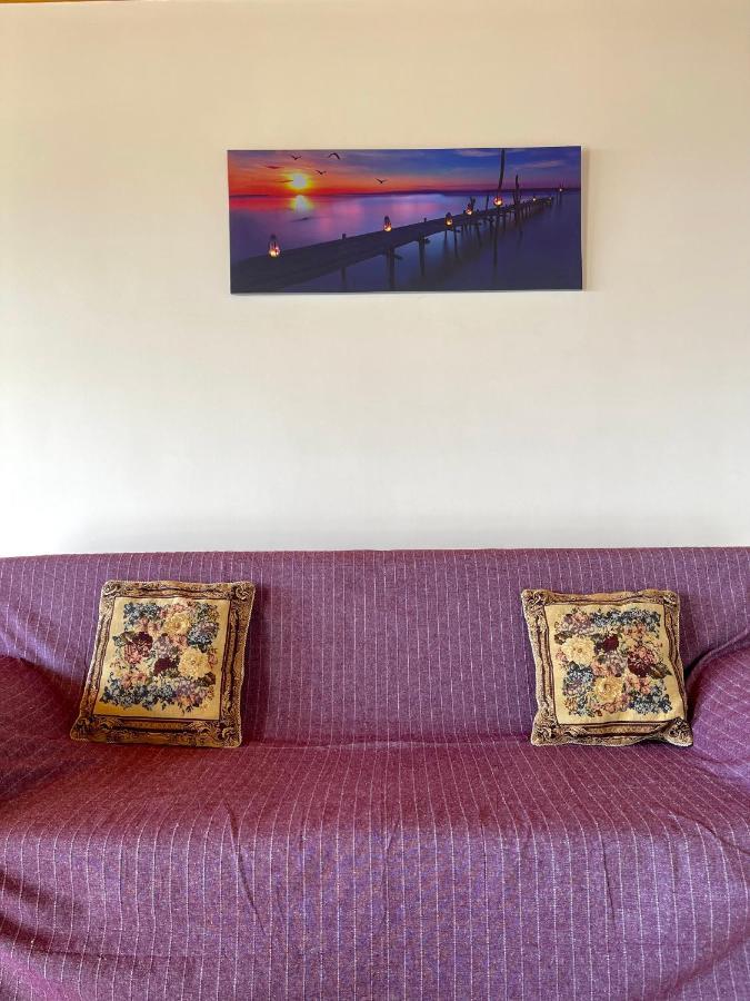 Lucas Apartments Himare Bagian luar foto
